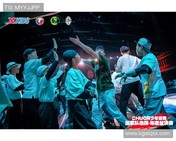 全国街舞大赛点评成都滑板队默契配合展现团队精神与创意魅力