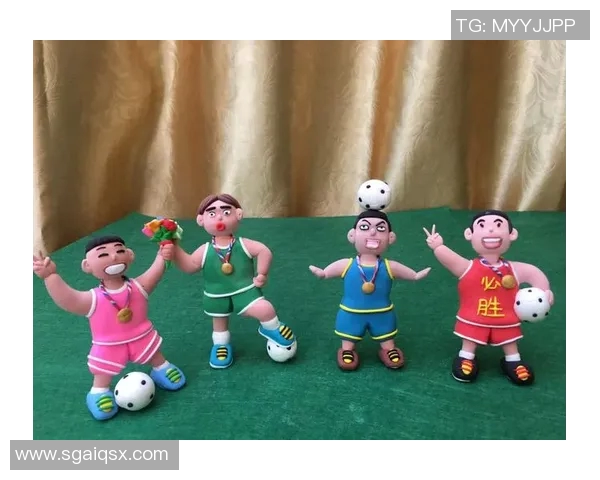 用彩泥打造足球明星形象，展现创意与热情的艺术之旅